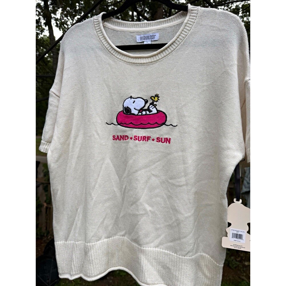 Peanuts Snoopy Sand Surf Sun Knit Sweater Top Size L NWT